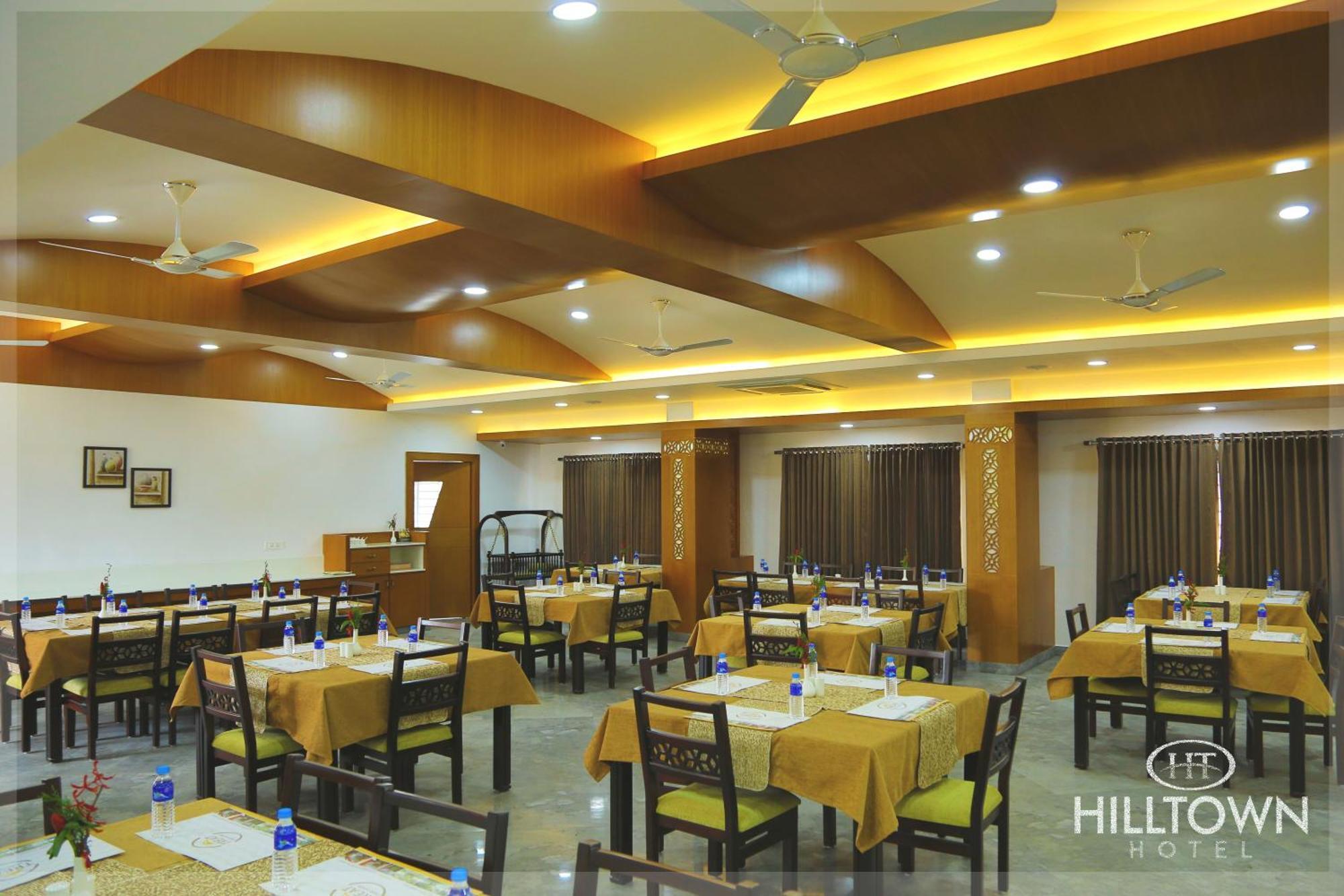 Kgees - Hill Town Hotel Kattappana Экстерьер фото