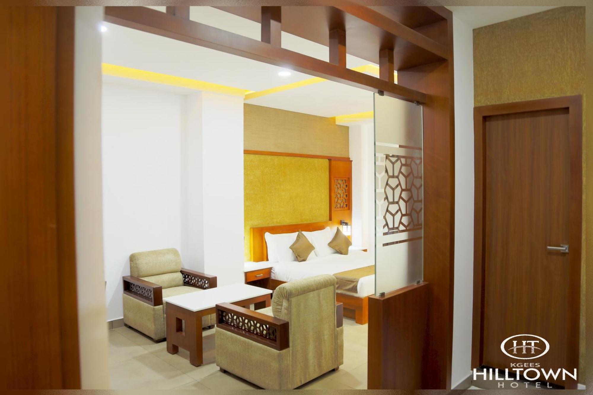 Kgees - Hill Town Hotel Kattappana Экстерьер фото