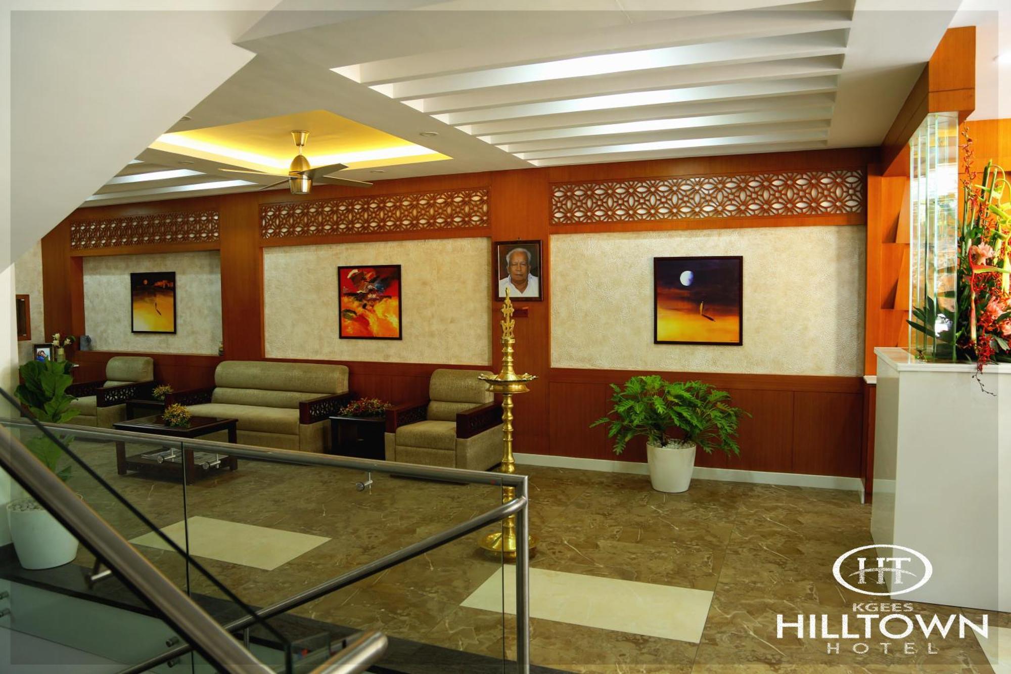 Kgees - Hill Town Hotel Kattappana Экстерьер фото