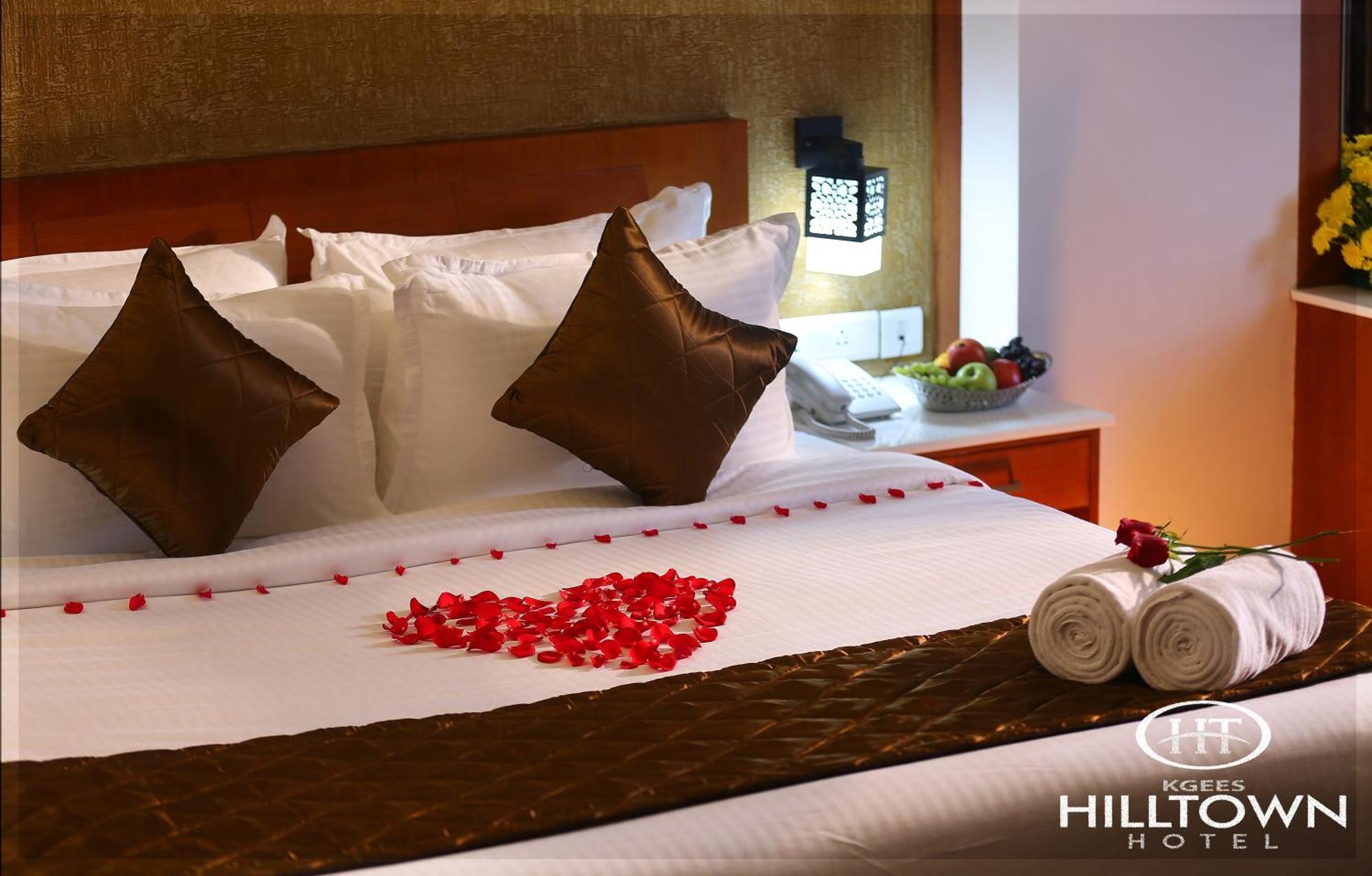 Kgees - Hill Town Hotel Kattappana Экстерьер фото